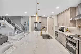 9178 Delemar Ct, Wellington, FL 33414 - Photo 5