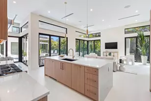 2732 NE 29th Ct, Fort Lauderdale, FL 33306 - Photo 13