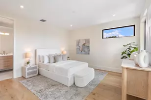 2732 NE 29th Ct, Fort Lauderdale, FL 33306 - Photo 29