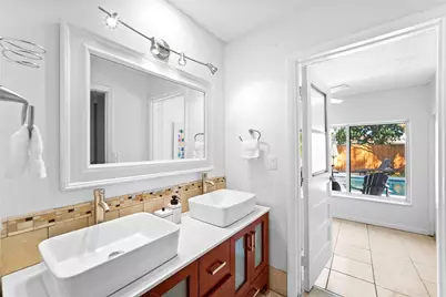 1040 SW 12th Avenue, Boca Raton, FL 33486 - Photo 15