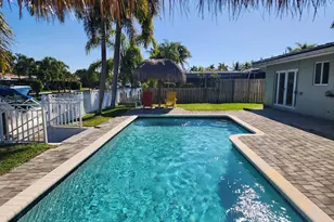 191 SE 9th Ct, Pompano Beach, FL 33060 - Photo 1