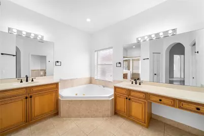 11217 NW 68th Place, Parkland, FL 33076 - Photo 5