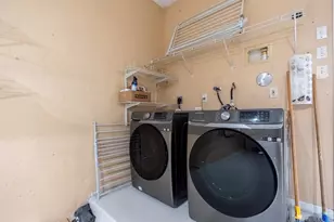 1928 Madeira Dr, Weston, FL 33327 - Photo 19