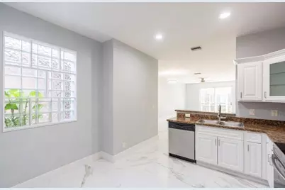 1928 Madeira Drive, Weston, FL 33327 - Photo 13