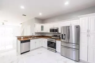 1928 Madeira Dr, Weston, FL 33327 - Photo 11