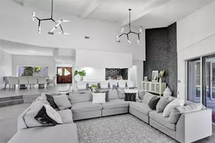 349 Jacaranda Dr, Plantation, FL 33324 - Photo 23