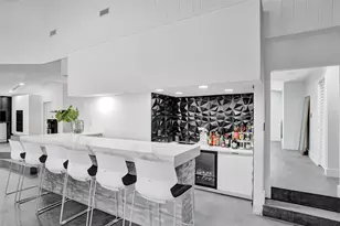 349 Jacaranda Dr, Plantation, FL 33324 - Photo 25