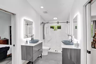 349 Jacaranda Drive, Plantation, FL 33324 - Photo 19