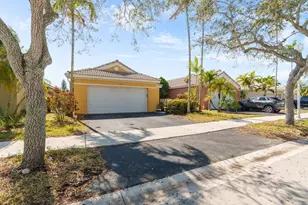 1573 Salerno Cir, Weston, FL 33327 - Photo 33