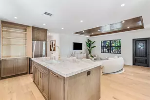 2100 Lake Ave, West Palm Beach, FL 33401 - Photo 13