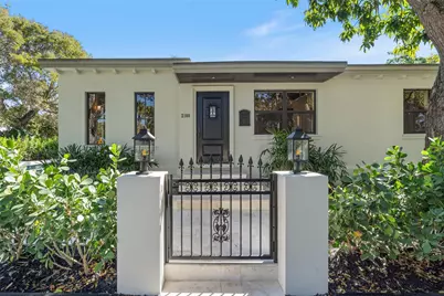 2100 Lake Avenue, West Palm Beach, FL 33401 - Photo 1