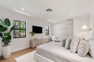 2100 Lake Ave, West Palm Beach, FL 33401 - Photo 9