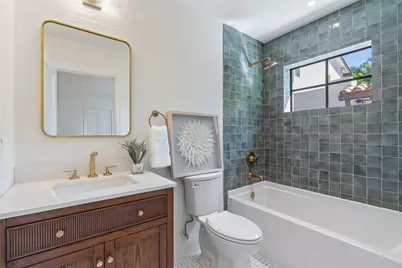 2100 Lake Avenue, West Palm Beach, FL 33401 - Photo 9