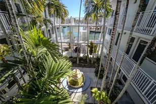 2430 NE 135th St, North Miami, FL 33181 - Photo 17