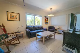 2430 NE 135th St, North Miami, FL 33181 - Photo 9