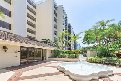 105 Lake Emerald Drive #201, Oakland Park, FL 33309 - Photo 35