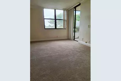 105 Lake Emerald Drive #201, Oakland Park, FL 33309 - Photo 25