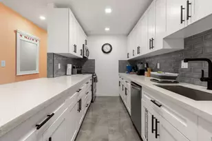 909 SW 16th St, Fort Lauderdale, FL 33315 - Photo 7