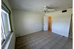 3071 NW 47th Terrace, Lauderdale Lakes, FL 33313 - Photo 11