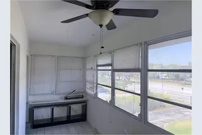 3071 NW 47th Terrace #319, Lauderdale Lakes, FL 33313 - Photo 17