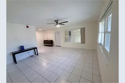 3071 NW 47th Terrace #319, Lauderdale Lakes, FL 33313 - Photo 9