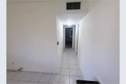 3071 NW 47th Terrace #319, Lauderdale Lakes, FL 33313 - Photo 9