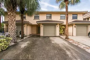 246 Avenue L, Delray Beach, FL 33483 - Photo 1