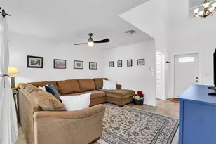 843 NW 98th Ave, Plantation, FL 33324 - Photo 3