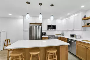 843 NW 98th Ave, Plantation, FL 33324 - Photo 9