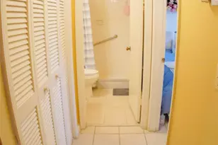 9826 Marina Blvd, Boca Raton, FL 33428 - Photo 5