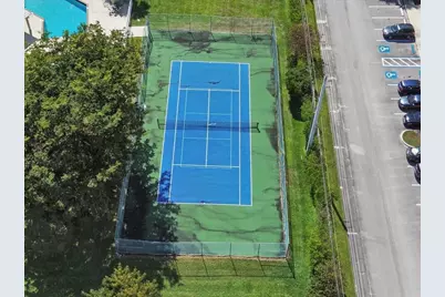 1070 NW 53rd Street, Lighthouse Point, FL 33064 - Photo 23