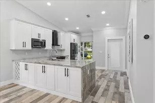 1070 NW 53rd St, Lighthouse Point, FL 33064 - Photo 3