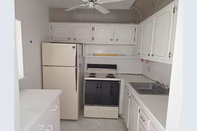 72 Ashby B #72, Deerfield Beach, FL 33442 - Photo 13