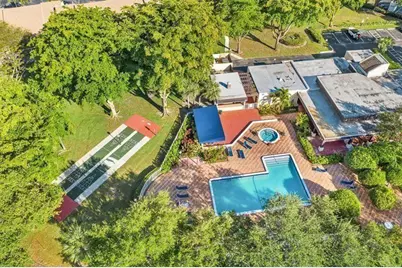 2051 SW 15th Street #211, Deerfield Beach, FL 33442 - Photo 3