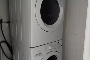 618 SW 8th St, Hallandale Beach, FL 33009 - Photo 3