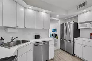 3700 Galt Ocean Dr, Fort Lauderdale, FL 33308 - Photo 11