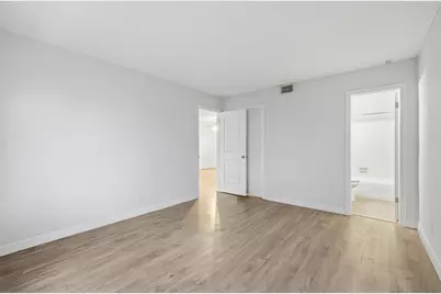 1400 NE 57th Street #304, Fort Lauderdale, FL 33334 - Photo 11