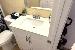 3433 NW 44th St, Lauderdale Lakes, FL 33309 - Photo 27