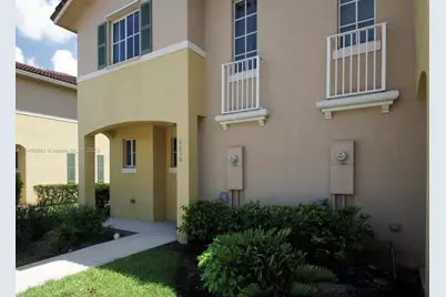 6030 SW 19th Place, North Lauderdale, FL 33068 - Photo 7