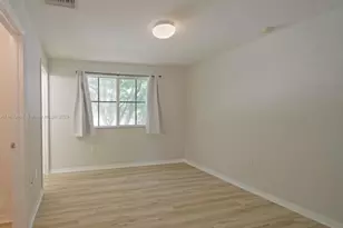 6030 SW 19th Pl, North Lauderdale, FL 33068 - Photo 5