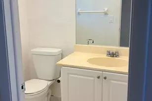 5515 N Lakewood Cir, Margate, FL 33063 - Photo 13