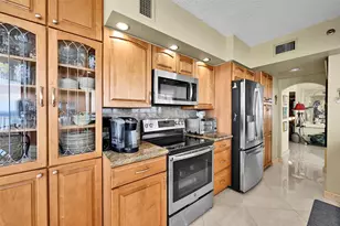 16425 Collins Ave, Sunny Isles Beach, FL 33160 - Photo 21