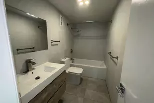 5525 SW 41st St, Pembroke Pines, FL 33023 - Photo 7