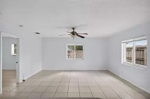 709 SW 13th Ave, Fort Lauderdale, FL 33312 - Photo 9