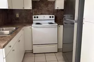 5400 Hollywood Blvd, Hollywood, FL 33021 - Photo 11