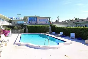 2250 Bay Dr, Miami Beach, FL 33141 - Photo 9