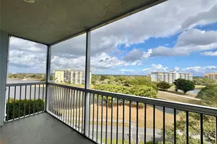 2940 N Course Dr, Pompano Beach, FL 33069 - Photo 9