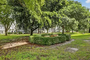 2003 Granada Dr, Coconut Creek, FL 33066 - Photo 23