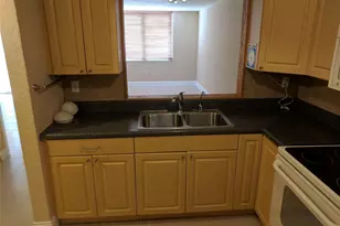 1250 NE 125th St, Miami, FL 33161 - Photo 23