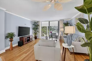 5250 Las Verdes Cir, Delray Beach, FL 33484 - Photo 9